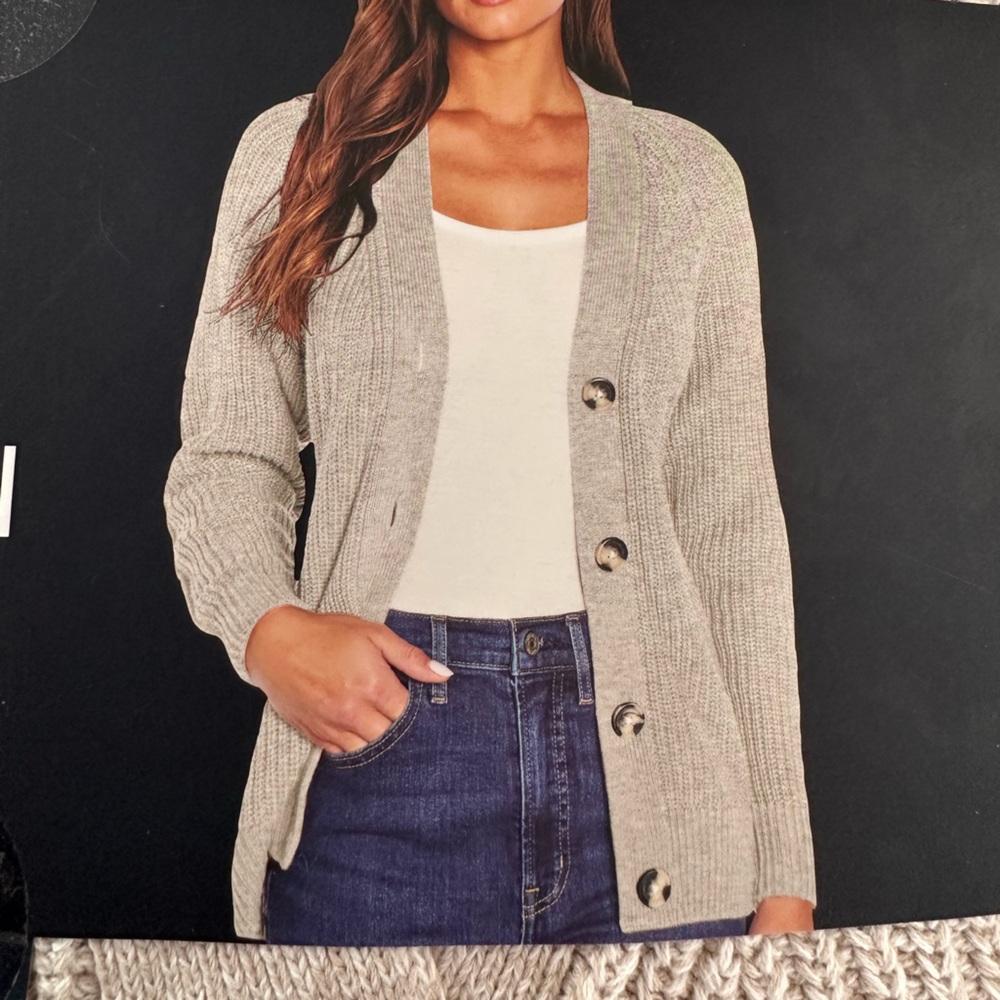 GAP Women's Tan Cardigan Sweater